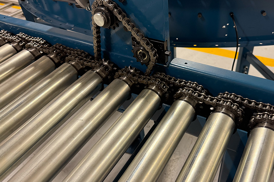 Transportador-de-rodillos-motrices-con-cadena